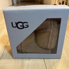 UGG I BABY CLASSIC ベビーブーツ 02/03のサムネイル
