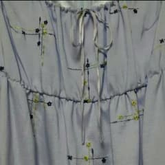 値下げ！刺繍ノースリーブワンピースのサムネイル