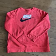 NIKE ロゴ入り レッド トレーナーLサイズのサムネイル