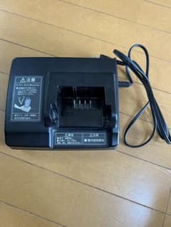 Panasonic バッテリー充電器