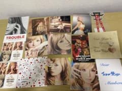 浜崎あゆみグッズ ポストカード＆キーホルダー＆ミサンガのサムネイル