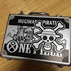 ONE  PEACEのケース？のサムネイル