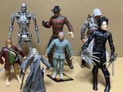 映画・ゲームフィギュア　まとめ売り　中古のサムネイル