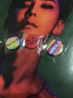 G-DRAGON ソロコン 缶バッジのサムネイル