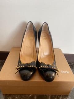 Christian Louboutin クリスチャンルブタン　パンプスのサムネイル