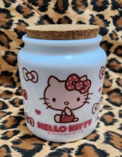 ハローキティ ガラスキャニスター コルク蓋 - メルカリ