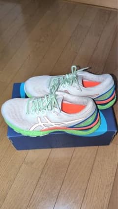ASICS GEL-NIMBUS ランニングシューズのサムネイル