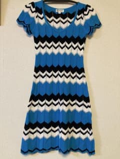 MICHEL KLEIN knit dress, chevron pattern, short sleeves