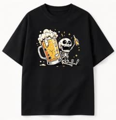 ビール乾杯スケルトン インパクト大 クリエイティブ T シャツ 男女兼用のサムネイル