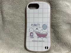 スヌーピー iPhone 16e/17e 用 ケース バスタイムのサムネイル