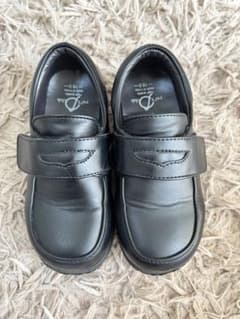 Riinnaa様専用【 18㎝】【美品】黒　フォーマル靴　フェイクレザーのサムネイル