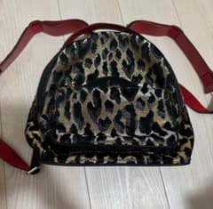 Christian Louboutin ルブタン　リュックヒョウ柄のサムネイル