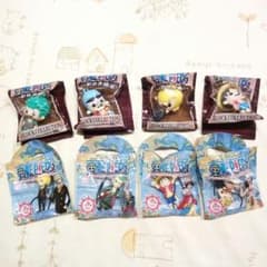 新品！ワンピース　ストラップのサムネイル