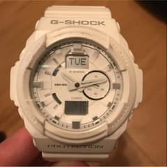 G-SHOCKの時計のサムネイル