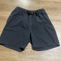 ブラックショートパンツ ウエストベルト付きのサムネイル