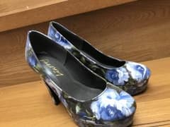 パンプスのサムネイル