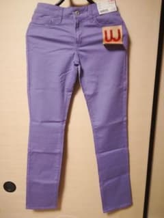 ユニクロ　カラーストレートスキニージーンズ❮新品　未使用❯のサムネイル