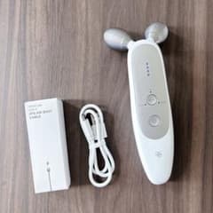 メディキューブ  EMSダーマショット 充電ケーブル付きのサムネイル