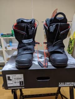 SALOMON F4.0ブーツのサムネイル