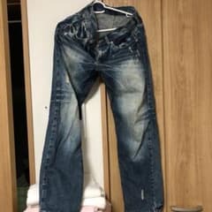 ダメージデニムのサムネイル