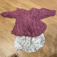 パープルフリルシャツと花柄パンツセットのサムネイル