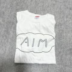 あいみょん AIMロゴ ホワイトTシャツ - メルカリ