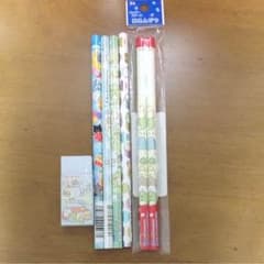 鉛筆 黒、赤、青  消しゴムのサムネイル
