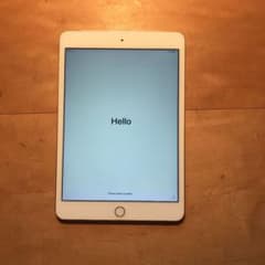iPad mini 3/64GB/コールド/docomoのサムネイル