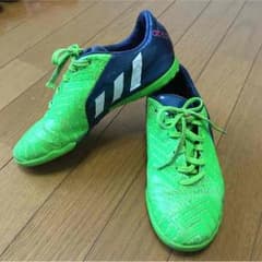 アディダス　トレーニングシューズのサムネイル