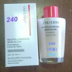 SHISEIDO  エッセンス スキングロウ ファンデーション  240のサムネイル