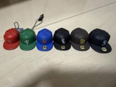 NEW ERA キャップ ミニチュア キーホルダー 6種セットのサムネイル
