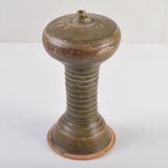 タイ古陶磁 スンコロク 宋胡録 青磁 刻神獣壷 C 9170 - メルカリ