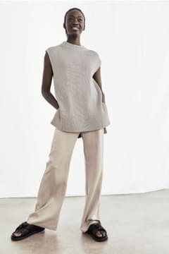 ニットベスト　H&Mのサムネイル