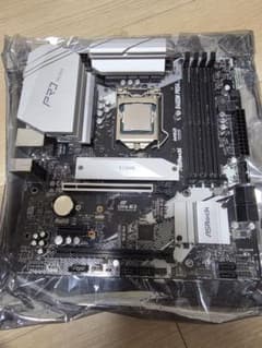 ASRock B460M PRO4 + Intel i5-10400F - メルカリ