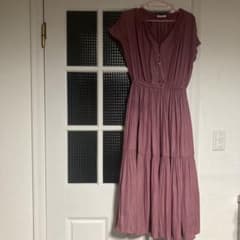 濃いくすみピンク　ロングワンピースのサムネイル