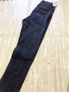 新品未使用タグ付き　大人気しまむら✖︎まりえさんコラボ完売デニムのサムネイル