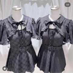 BUBBLES オープンネックフリルセットアップのサムネイル