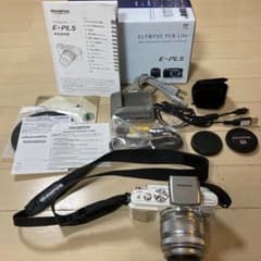 OLYMPUS オリンパスE−PL5  レンズキット WHITE おまけ付きのサムネイル