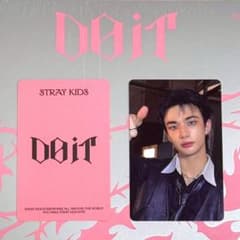 stray kids ヒョンジン　ポップアップ　パーカー　特典トレカのサムネイル