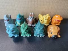 希少美品】ゴジラ指人形 9体セット【1980年物】 - メルカリ