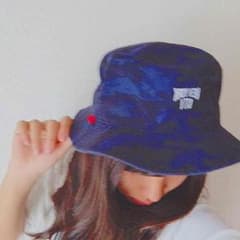 バケットハットのサムネイル