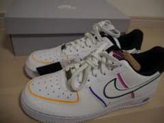 NIKE AIR FORCE 1 '07 PRMのサムネイル