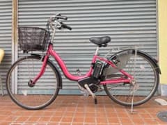 大阪府　ヤマハ　電動アシスト自転車 赤　バッテリー8.7ah 関西限定大阪府内配達無料ヤマハ電動アシスト自転車26インチバッテリー