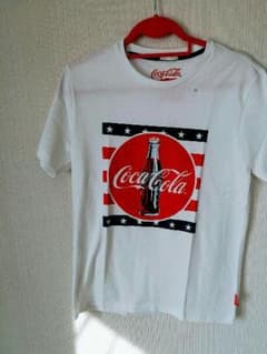 gu コカコーラコラボTシャツタグ付きMのサムネイル
