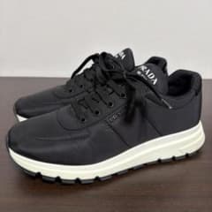 プラダ Re Nylon サイドロゴ ファブリック スニーカー 7 1/2 プラダ Re Nylon サイドロゴ ファブリック スニーカー 7 1/2 - メルカリ