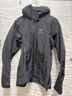 ARC'TERYX ベータジャケット ブラックのサムネイル