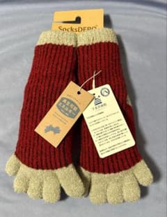 SocksDEPO もこもこ5本指ソックス レッド