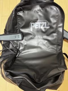 PETZL DUFFEL 85 ブラック ダッフルバッグのサムネイル