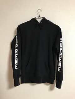supremeパーカーのサムネイル