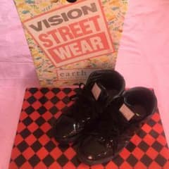 earth×VISION  エナメルスニーカーのサムネイル